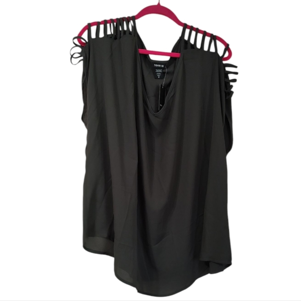 Torrid Charcoal Cap Sleeve Blouse Size 3